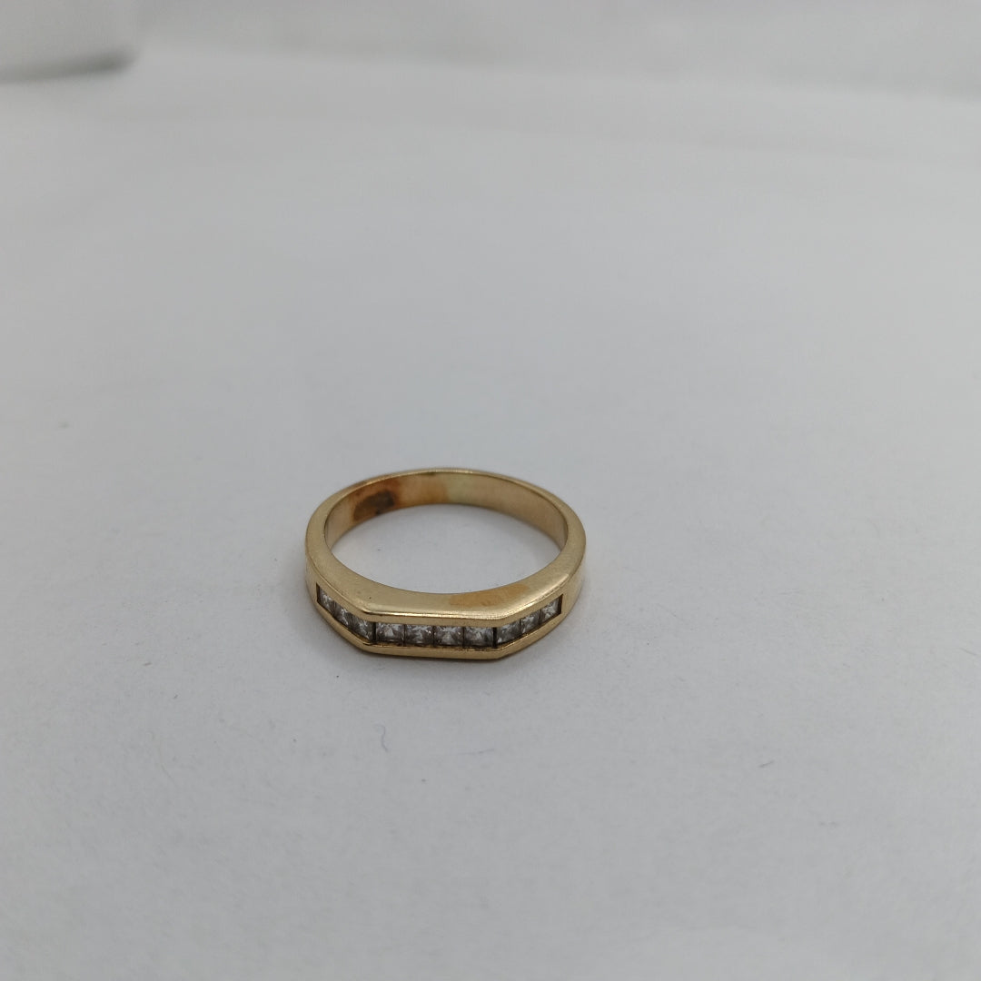 ARGOLLA. ORO. 14 K 4.3 GRMS (SEMINUEVO)