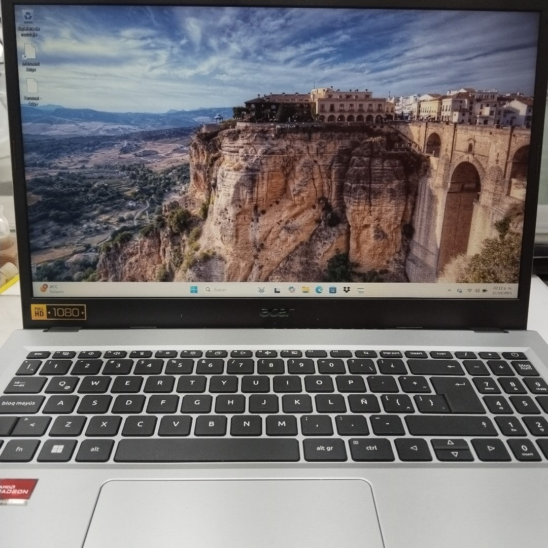 LAPTOP ACER ASPIRE 3 A315-24P-R841 (2023) 512 GB SSD 8 GB RAM (SEMINUEVO)