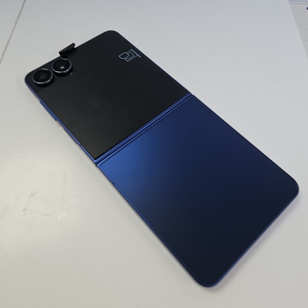 CELULAR SAMSUNG GALAXY Z FLIP 7 SM-F766B (2025) 512 GB 12 GB RAM (SEMINUEVO)