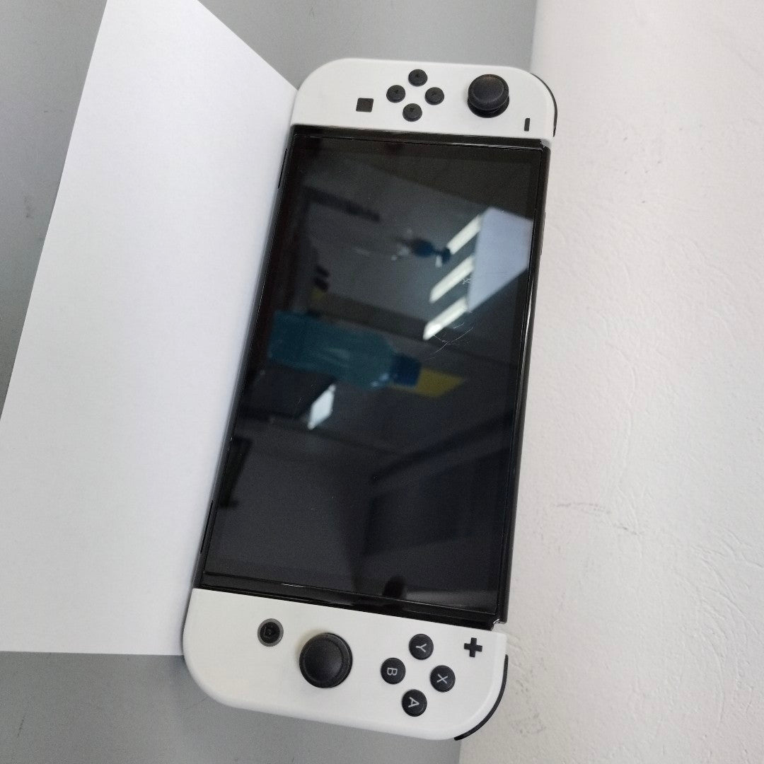 CONSOLA DE VIDEOJUEGO NINTENDO SWITCH OLED 64 GB (SEMINUEVO)