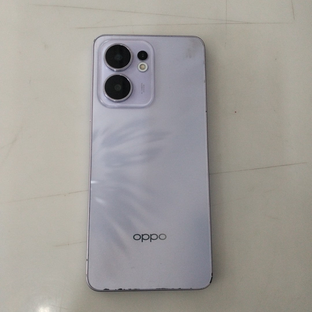 CELULAR OPPO  RENO 13F 5G CPH2699 (2025) 256 GB 12 GB RAM (SEMINUEVO)