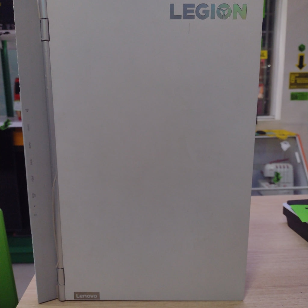 LAPTOP LENOVO LEGION 5 15ACH6 (2022) 512 GB SSD 16 GB RAM (SEMINUEVO)