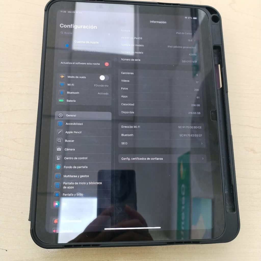 TABLETA APPLE IPAD 10 A2696 256 GB 4 GB RAM (SEMINUEVO)