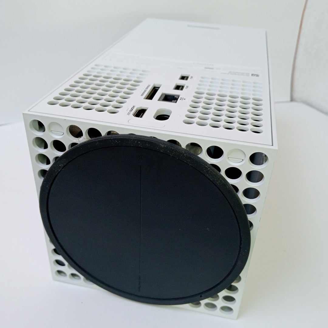 CONSOLA DE VIDEOJUEGO MICROSOFT XBOX SERIES X DIGITAL 1 TB SSD (SEMINUEVO)