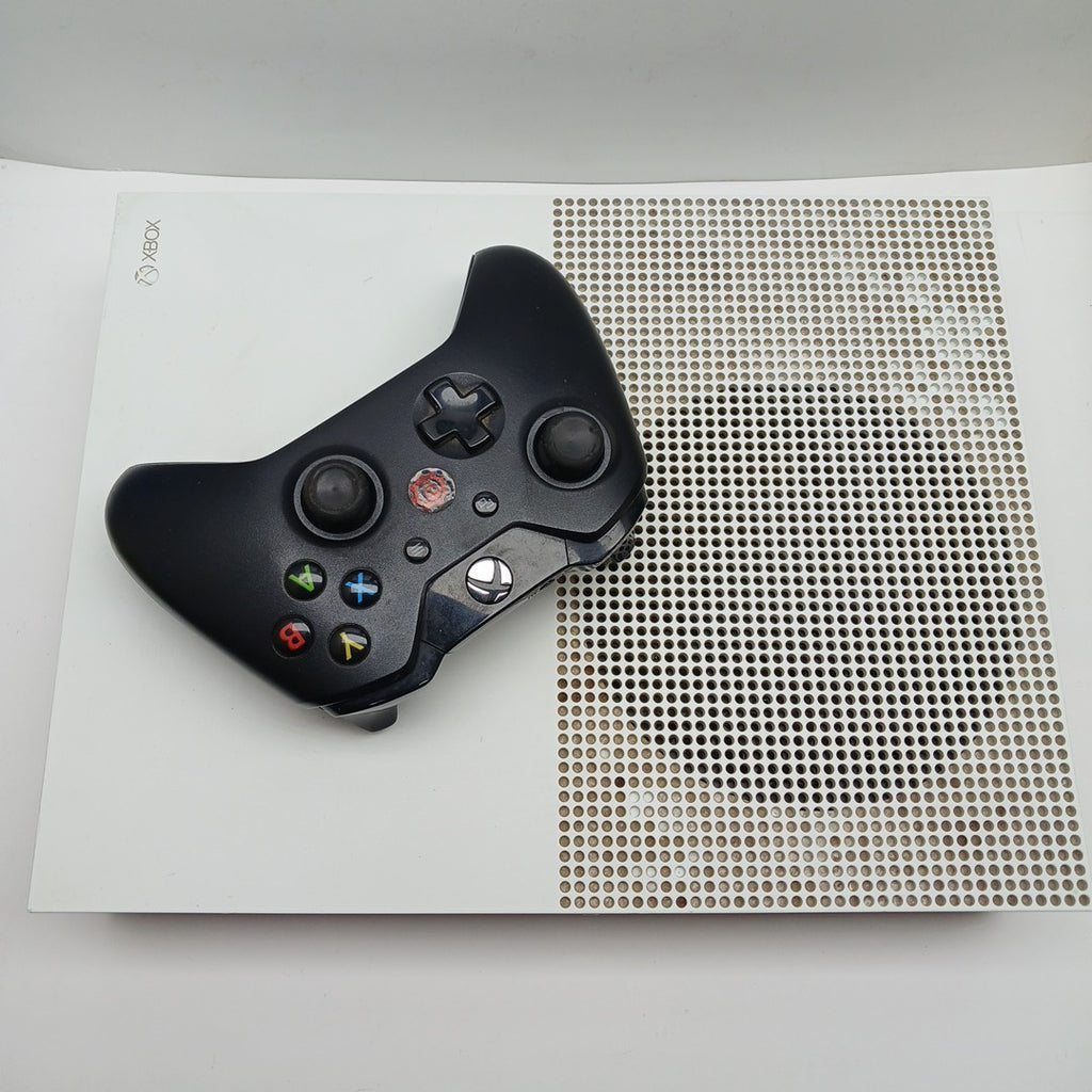 CONSOLA DE VIDEOJUEGO MICROSOFT XBOX ONE S 500 GB  (SEMINUEVO)