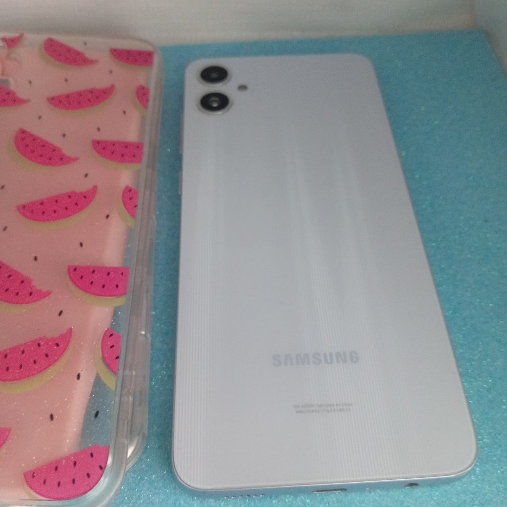 CELULAR SAMSUNG GALAXY A05 SM-A055M (2023) 64 GB 4 GB RAM (SEMINUEVO)