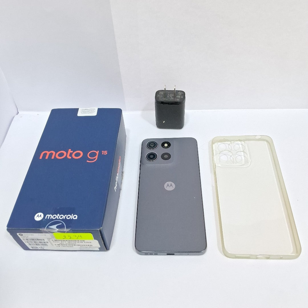 CELULAR MOTOROLA MOTO G15 XT2521-2 (2025) 256 GB 4 GB RAM (SEMINUEVO)