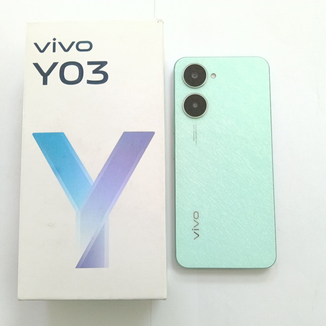 CELULAR VIVO Y03 V2332 (2024) 128 GB 4 GB RAM (SEMINUEVO)