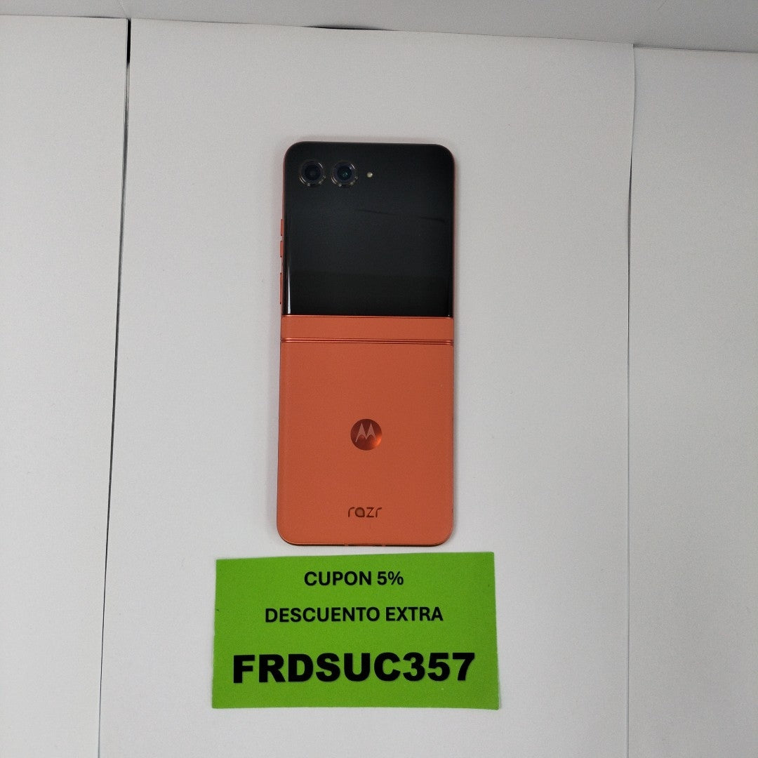 CELULAR MOTOROLA RAZR 50 5G XT2453-1 512 GB 12 GB RAM (SEMINUEVO)