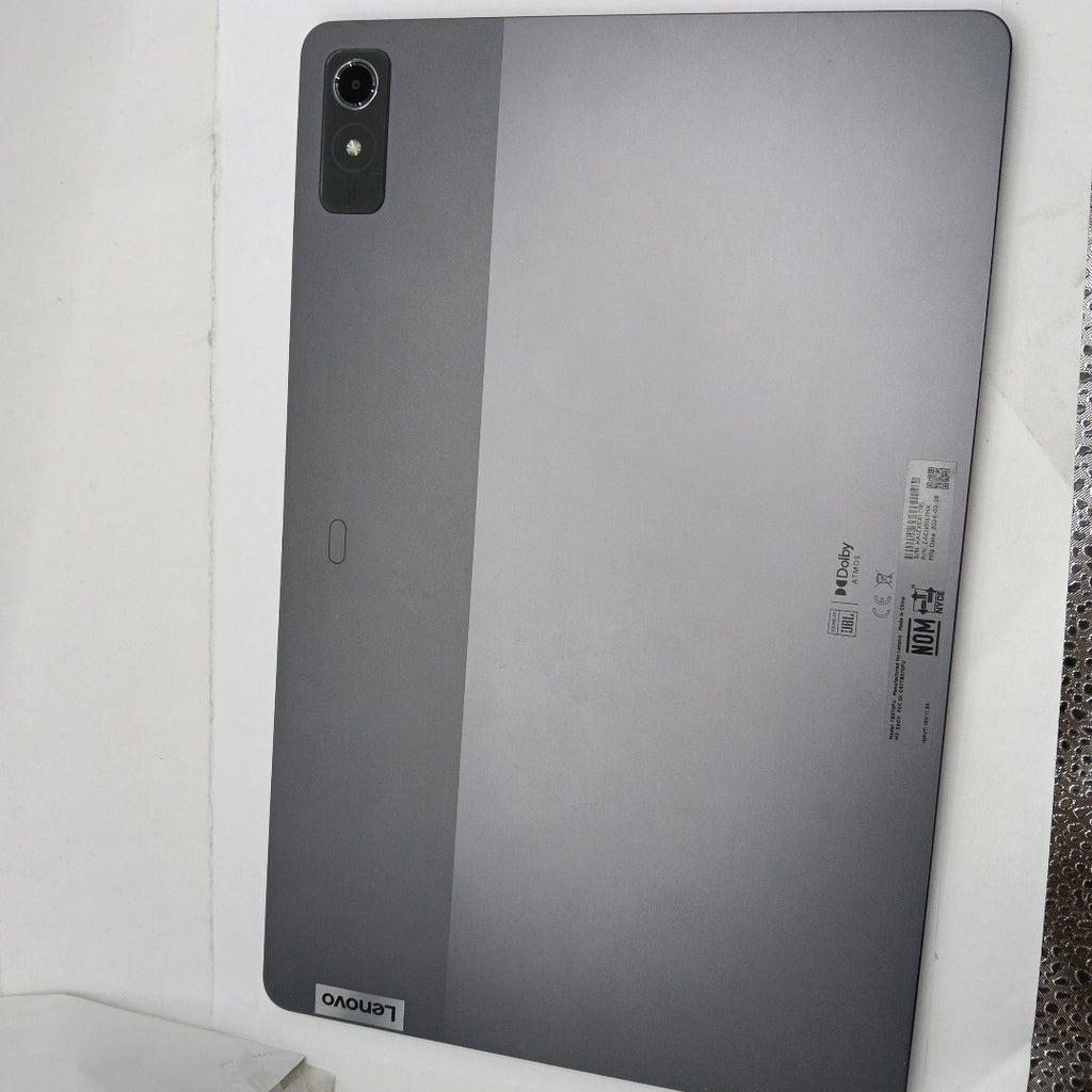 LAPTOP LENOVO IDEAPAD GAMING 3 15ARH7 (2024) 512 GB SSD 8 GB RAM (SEMINUEVO)