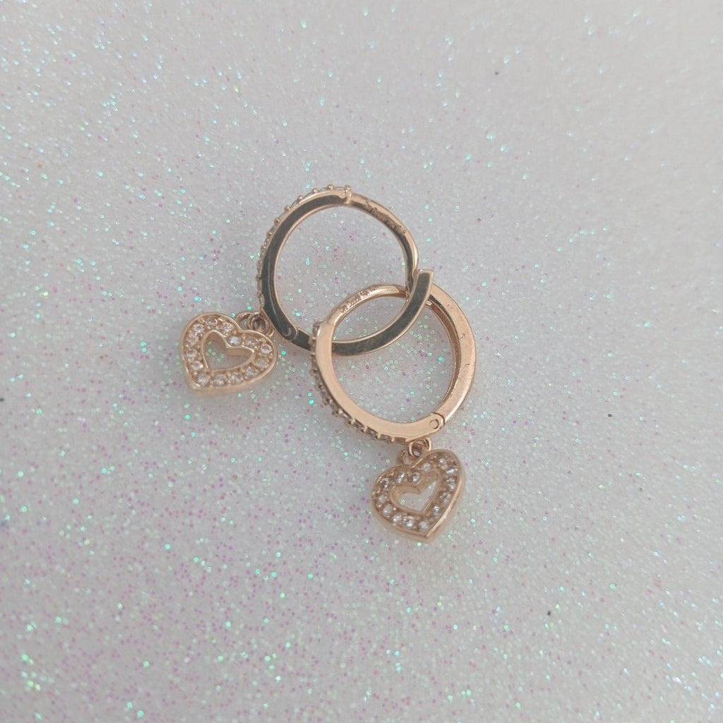 HUGGIES ORO 14K 1.8 (NUEVO)