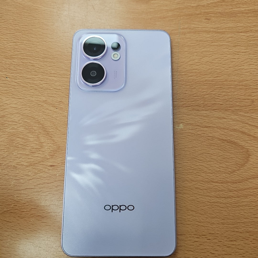 CELULAR OPPO  RENO 13F 5G CPH2699 (2025) 256 GB 12 GB RAM (SEMINUEVO)