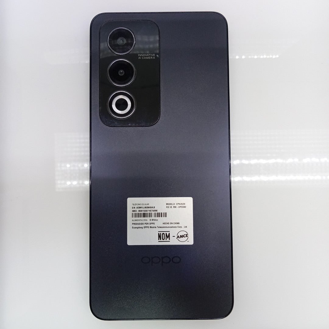 CELULAR OPPO  A80 5G CPH2639 (2024) 256 GB 8 GB RAM (SEMINUEVO)