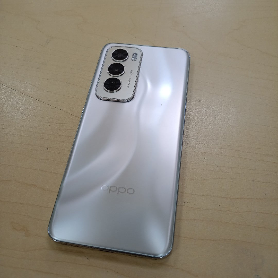 CELULAR OPPO   RENO12 5G CPH2625 (2024) 512 GB 12 GB RAM (SEMINUEVO)