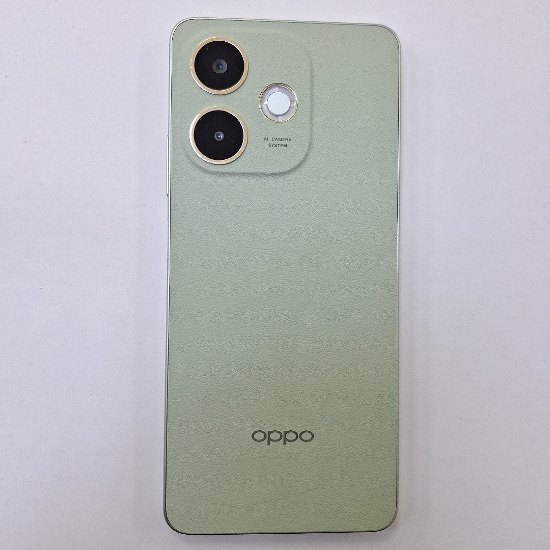 CELULAR OPPO  A5 PRO CPH2711 (2025) 256 GB 8 GB RAM (SEMINUEVO)