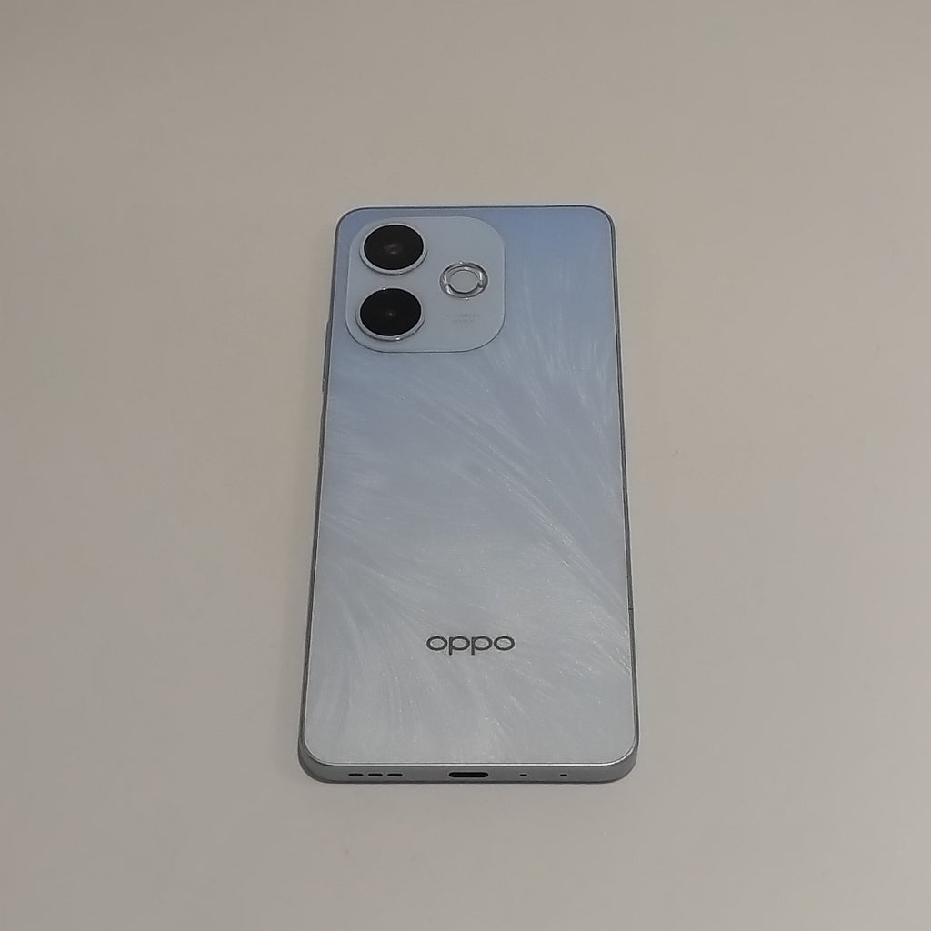 CELULAR OPPO  A5 PRO CPH2711 (2025) 256 GB 8 GB RAM (SEMINUEVO)