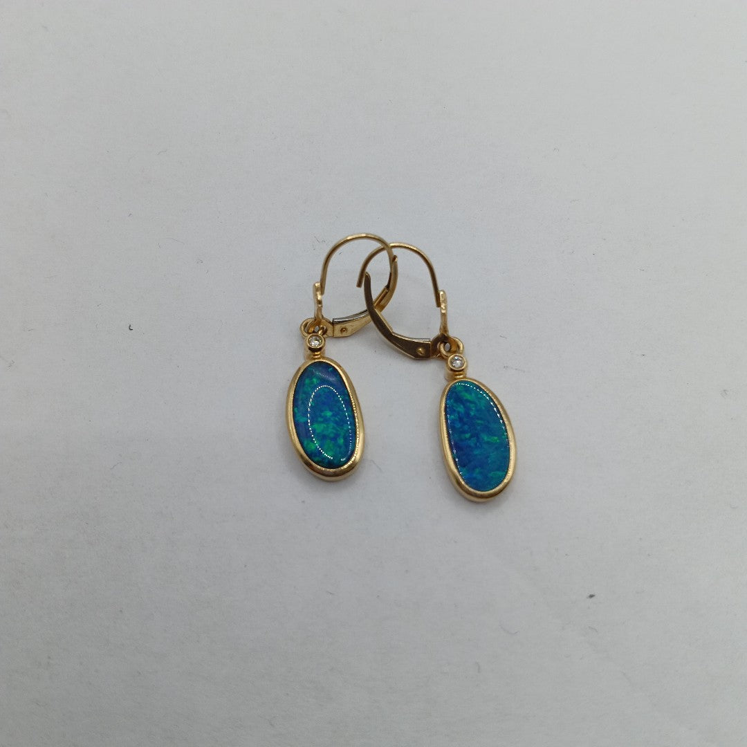 ARETES PAR. ORO. 14 K 3.8 GRMS (SEMINUEVO)