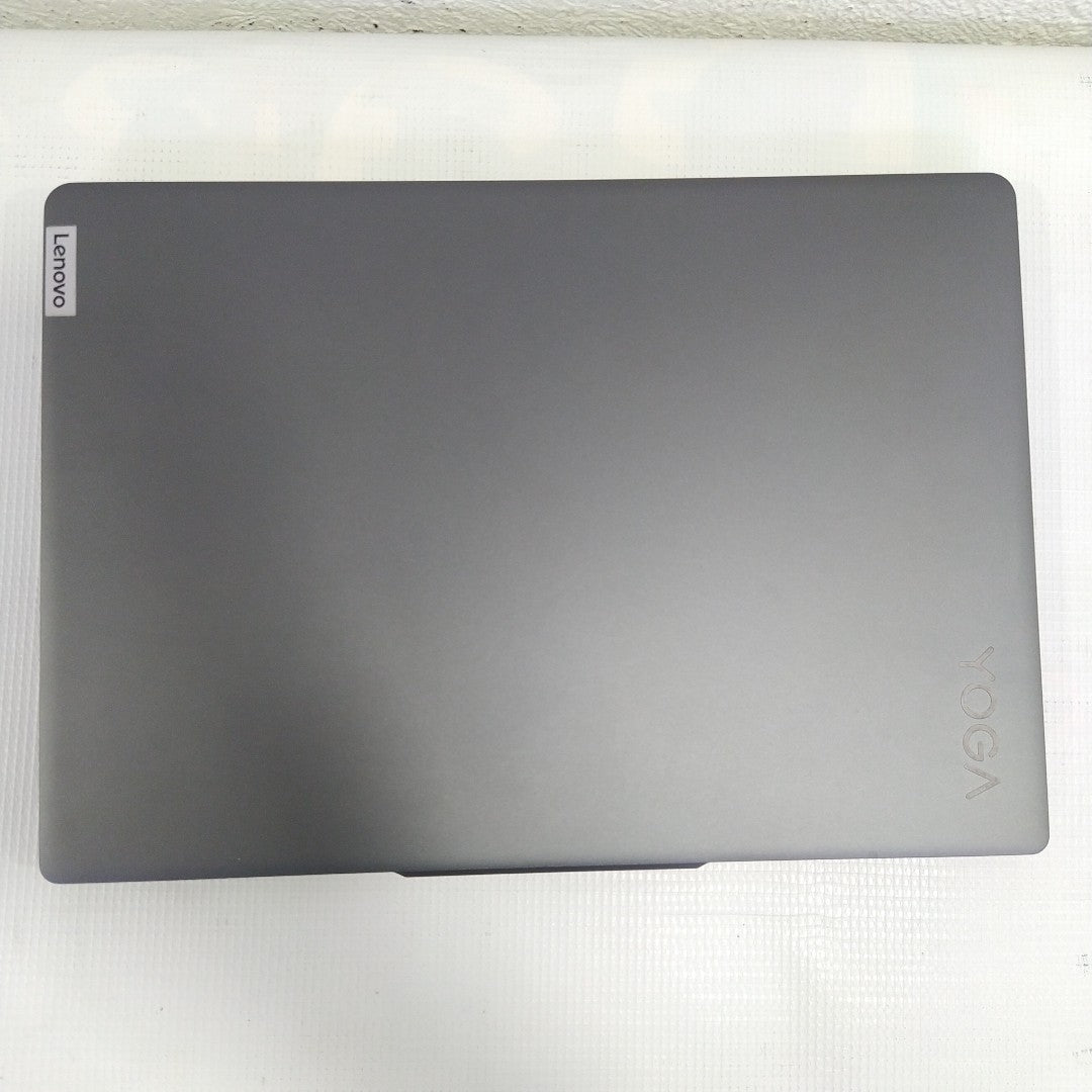 LAPTOP LENOVO YOGA SLIM 6 14IRP8 (2023) 512 GB SSD 16 GB RAM (SEMINUEVO)
