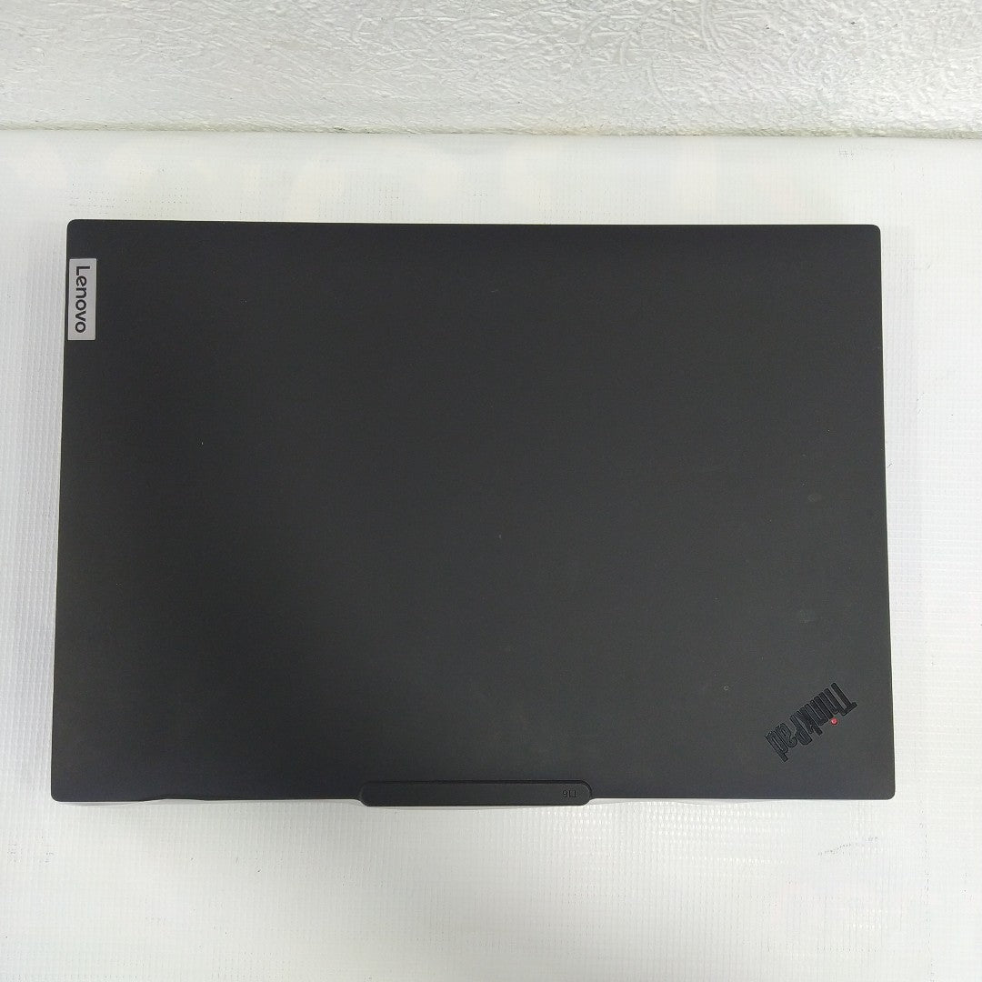 LAPTOP LENOVO THINKPAD T16 GEN 3 (2024) 1 TB SSD 32 GB RAM (SEMINUEVO)