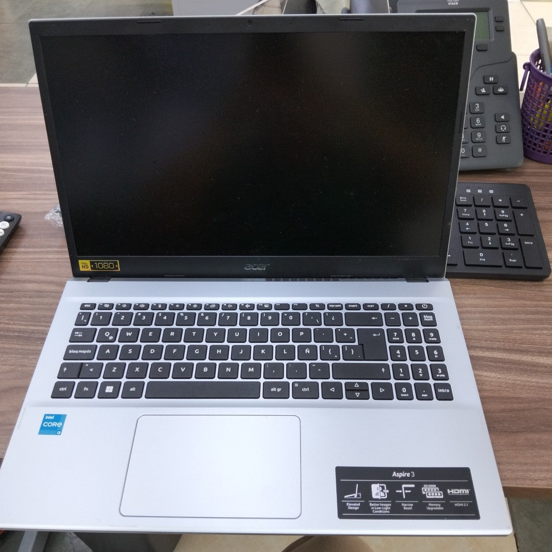 LAPTOP ACER ASPIRE 3 A315-59-314H (2022) 256 GB SSD 8 GB RAM (SEMINUEVO)