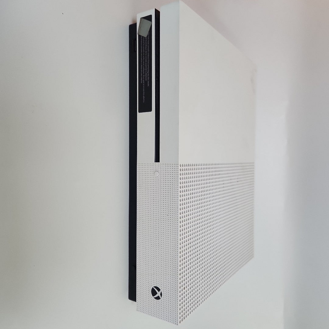 CONSOLA DE VIDEOJUEGO MICROSOFT XBOX ONE S 500 GB  (SEMINUEVO)