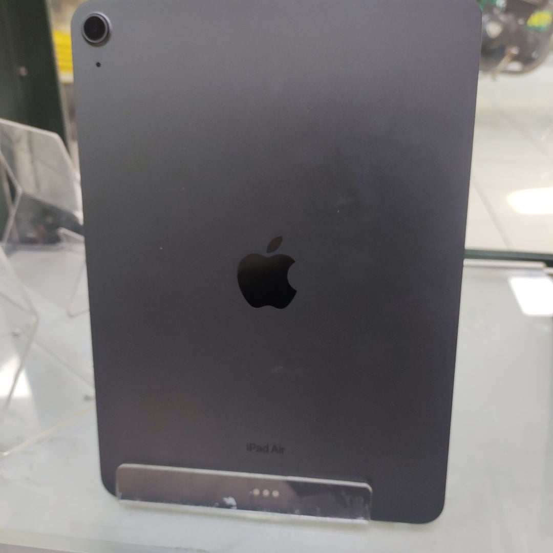 TABLETA APPLE IPAD AIR 5 A2588 256 GB 8 GB RAM (SEMINUEVO)