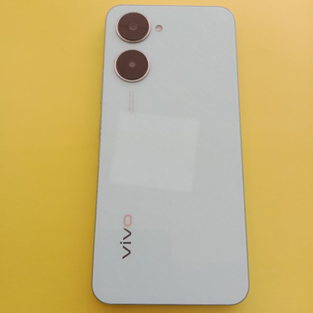 CELULAR VIVO Y03 V2332 (2024) 128 GB 4 GB RAM (SEMINUEVO)