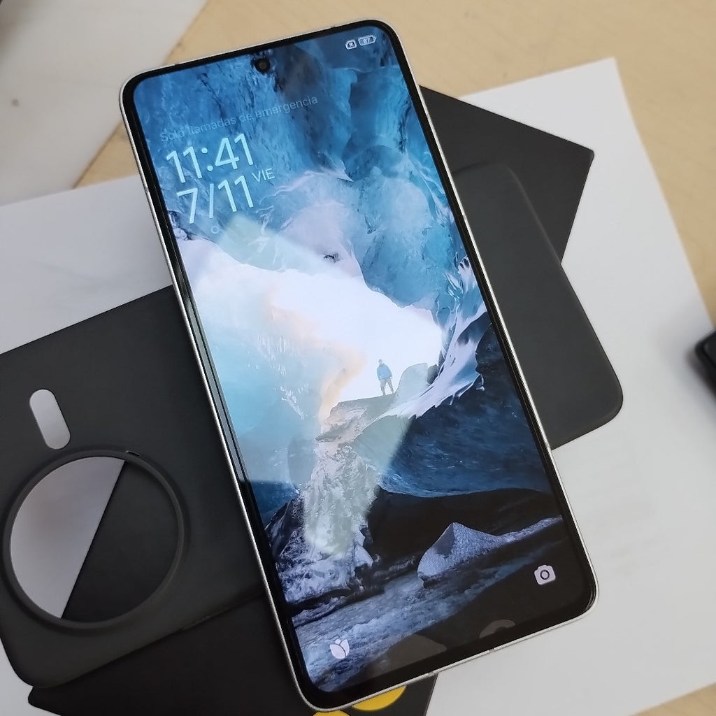 CELULAR XIAOMI POCO F7 PRO 24117RK2CG (2025) 512 GB 12 GB RAM (SEMINUEVO)