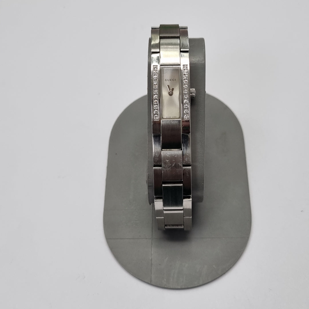   RELOJ DAMA   OTRA MARCA   GUCCI (SEMINUEVO)