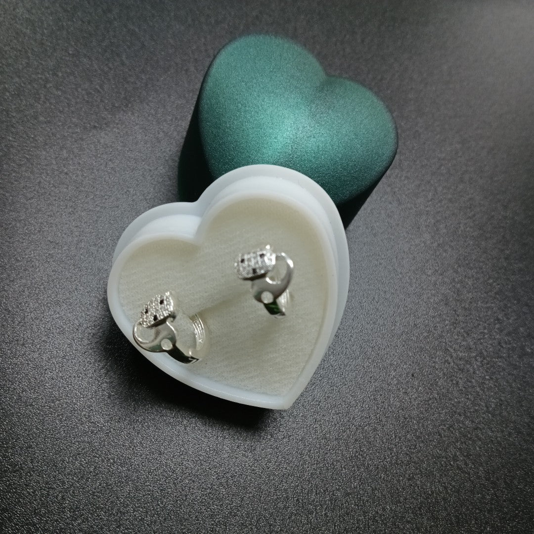 ARRACADAS HUGGIE MOTIVO GATO PLATA .925 2.9G (NUEVO)