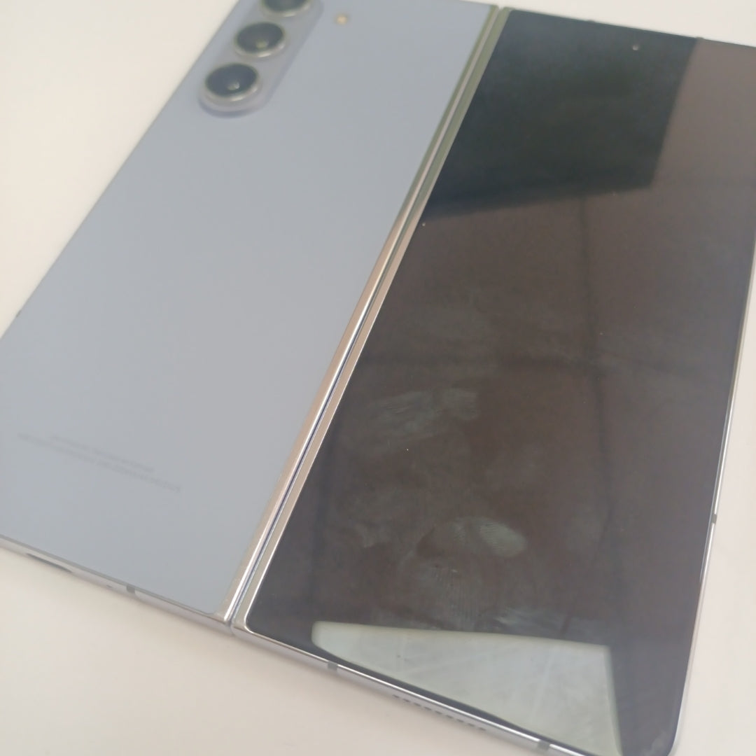 CELULAR SAMSUNG GALAXY Z FOLD5 SM-F946B (2023) 512 GB 12 GB RAM (SEMINUEVO)