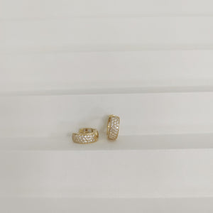 HUGGIES ORO 14K 1.6 (NUEVO)