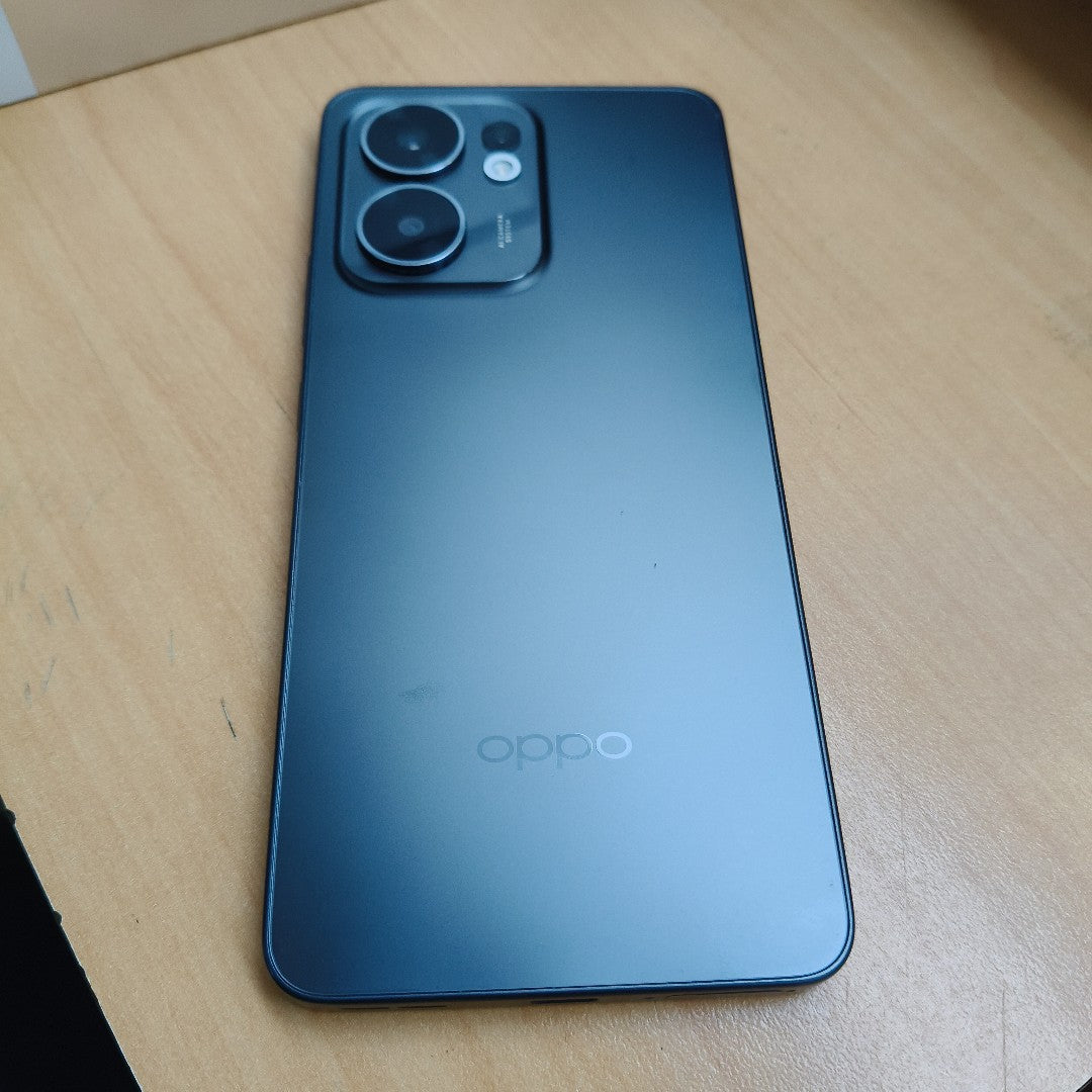 CELULAR OPPO  RENO 13F 5G CPH2699 (2025) 256 GB 12 GB RAM (SEMINUEVO)