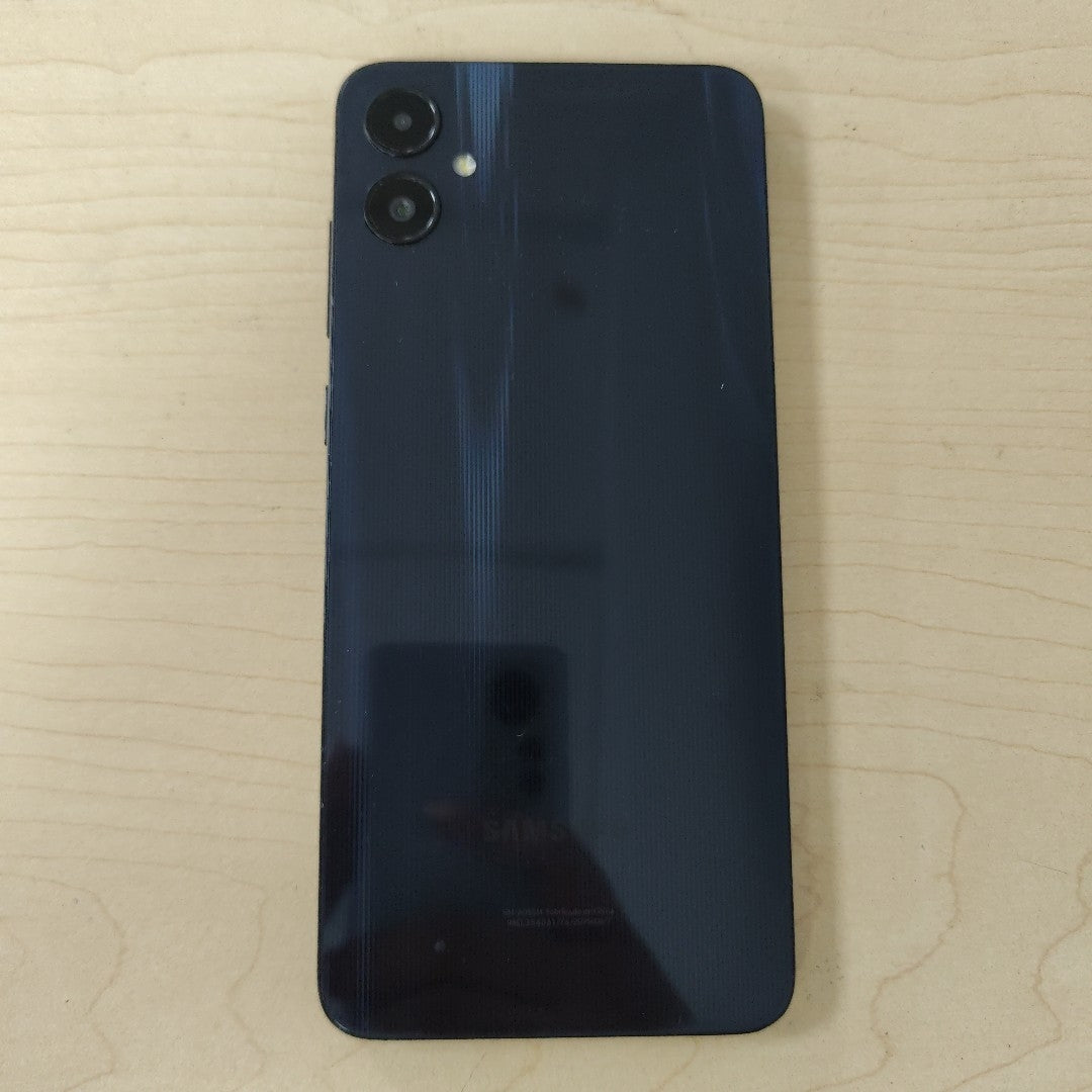 CELULAR SAMSUNG GALAXY A05 SM-A055M (2023) 64 GB 4 GB RAM (SEMINUEVO)