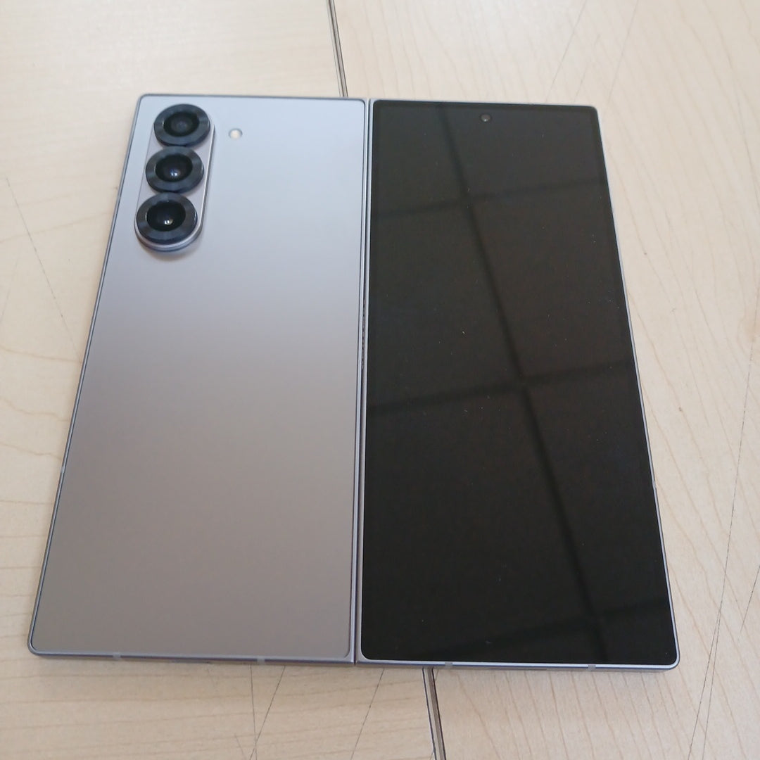 CELULAR SAMSUNG GALAXY Z FOLD6 SM-F956B 512 GB 12 GB RAM (SEMINUEVO)