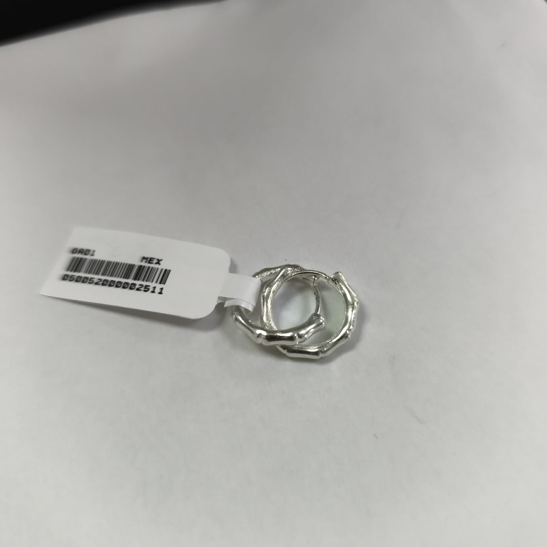 ARRACADAS HUGGIE MOTIVO BAMBU PLATA .925 3.1G (NUEVO)