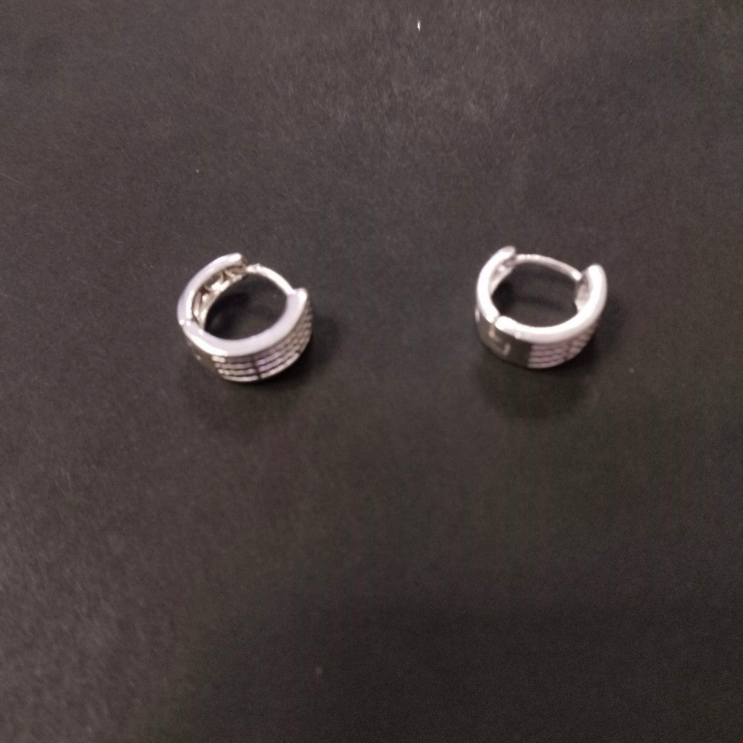 ARRACADAS HUGGIE LABRADA PLATA .925 3.4G (NUEVO)