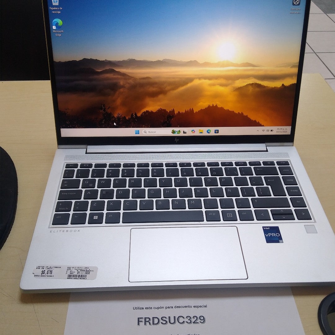 LAPTOP HP ELITEBOOK 640 G9 (2023) 256 GB SSD 16 GB RAM (SEMINUEVO)