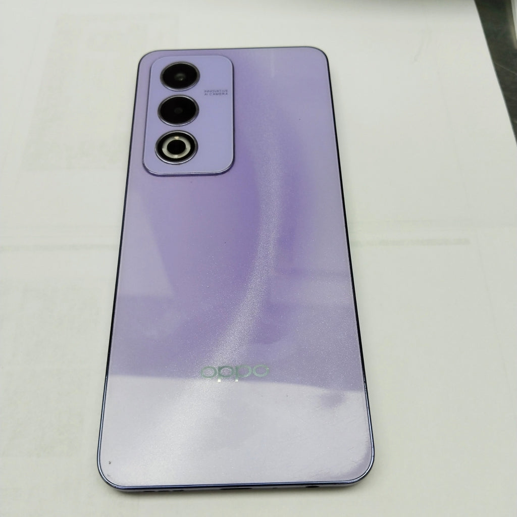 CELULAR OPPO  A80 5G CPH2639 (2024) 256 GB 8 GB RAM (SEMINUEVO)