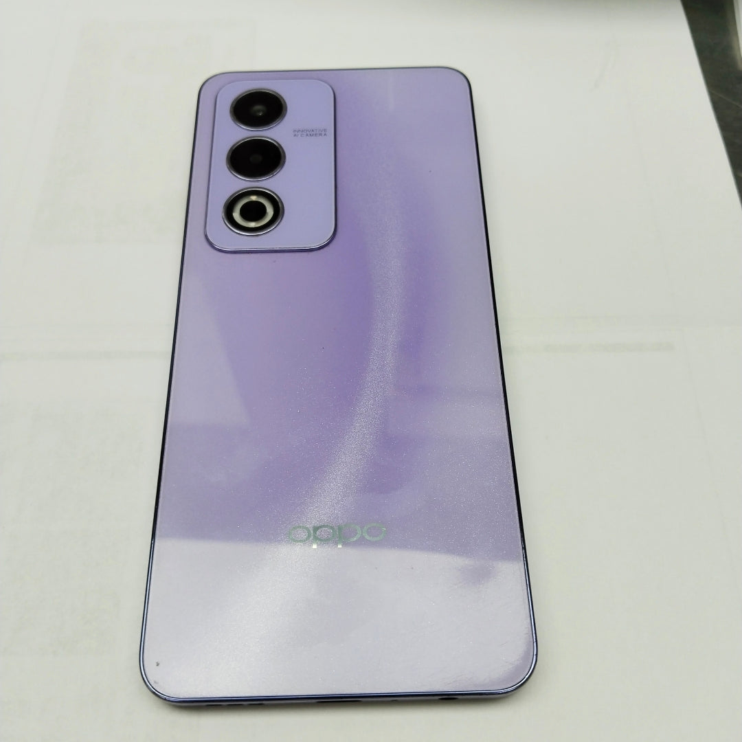 CELULAR OPPO  A80 5G CPH2639 (2024) 256 GB 8 GB RAM (SEMINUEVO)