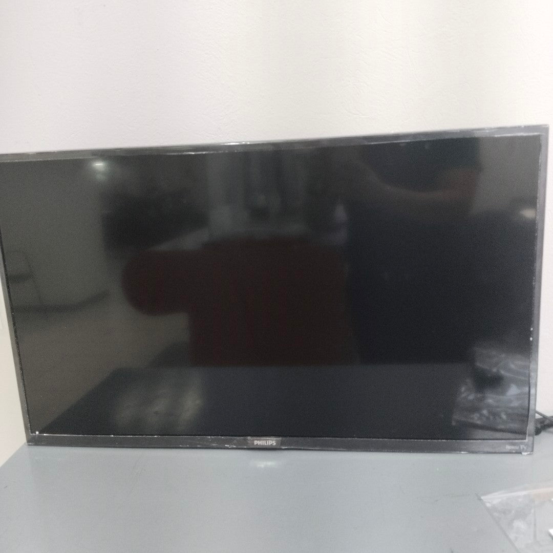 PANTALLA PHILIPS 32PFL4756/F8 (2023) 32" LED (SEMINUEVO)