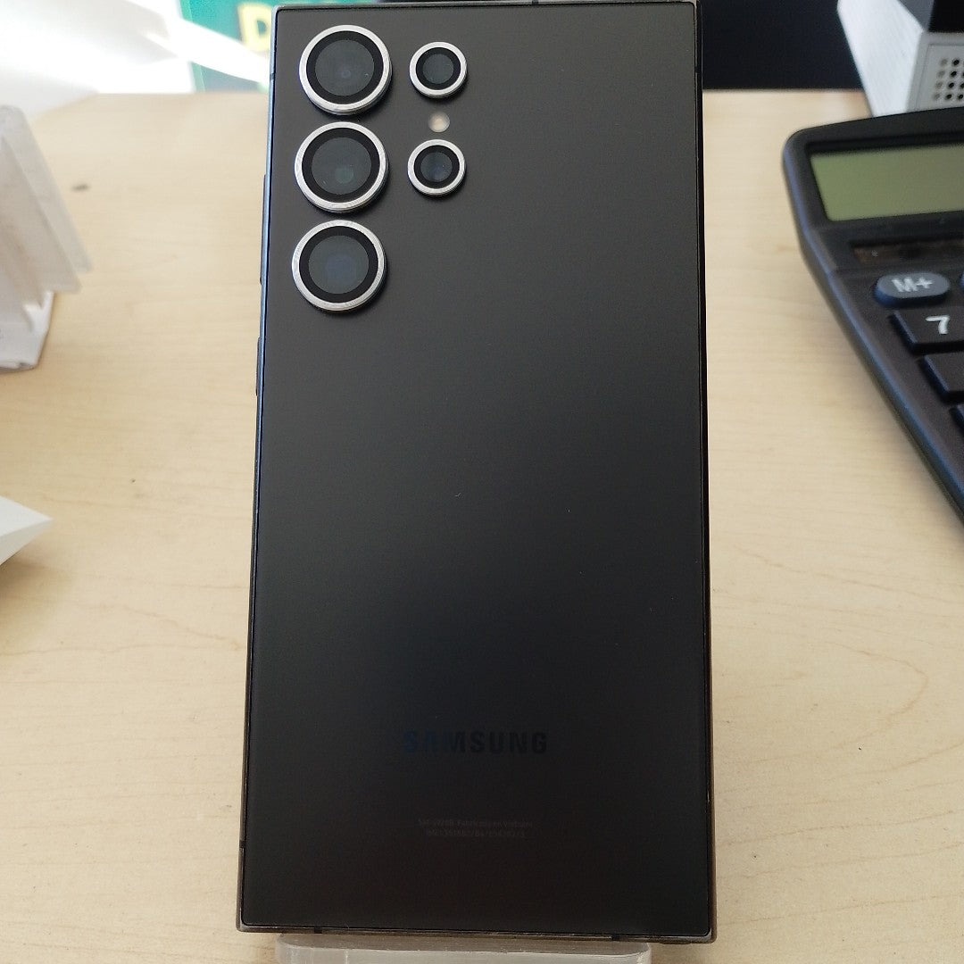 CELULAR SAMSUNG GALAXY S24 ULTRA SM-S928B (2024) 1 TB 12 GB RAM (SEMINUEVO)