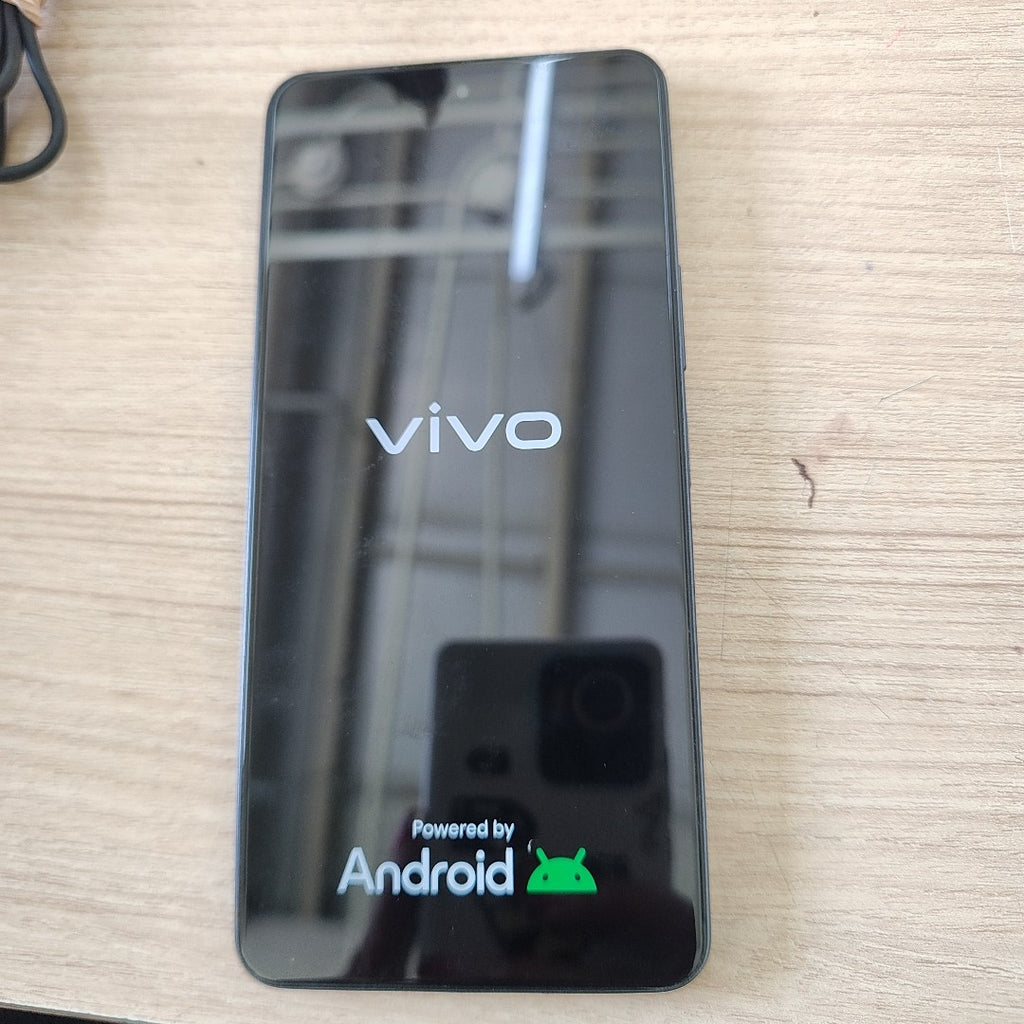 CELULAR VIVO Y36 V2247 128 GB 8 GB RAM (SEMINUEVO)