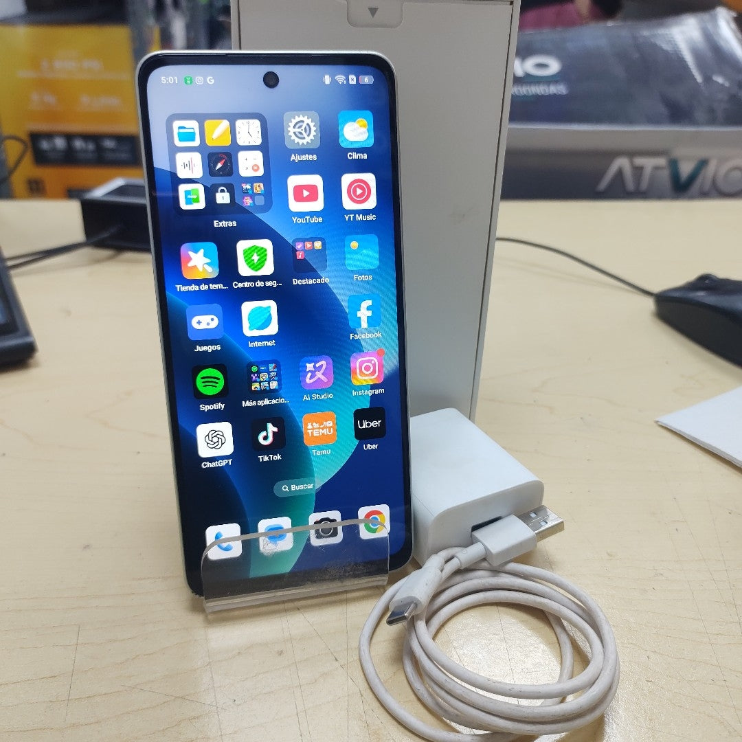 CELULAR OPPO  A5 PRO CPH2711 (2025) 256 GB 8 GB RAM (SEMINUEVO)