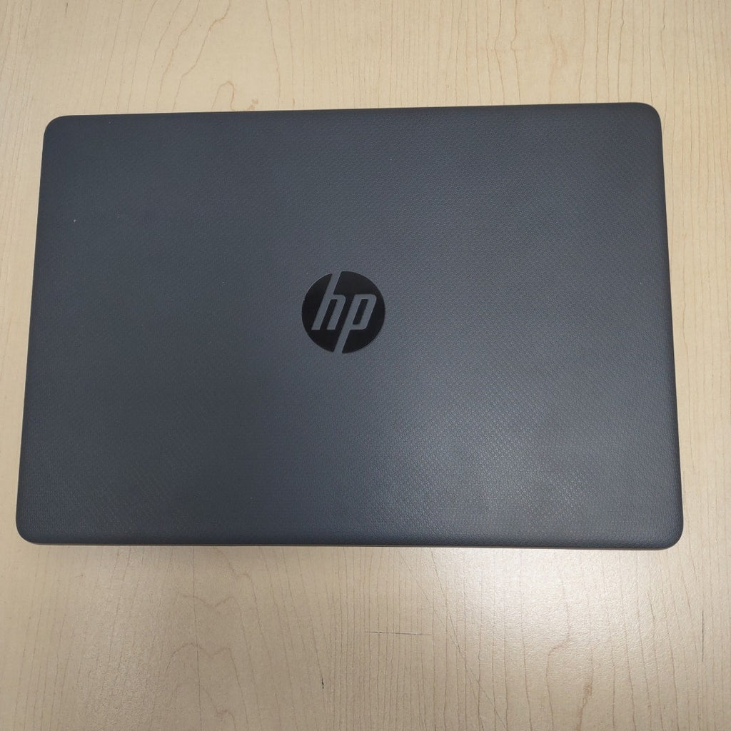 LAPTOP HP 245 G8 (2023) 256 GB SSD 8 GB RAM (SEMINUEVO)