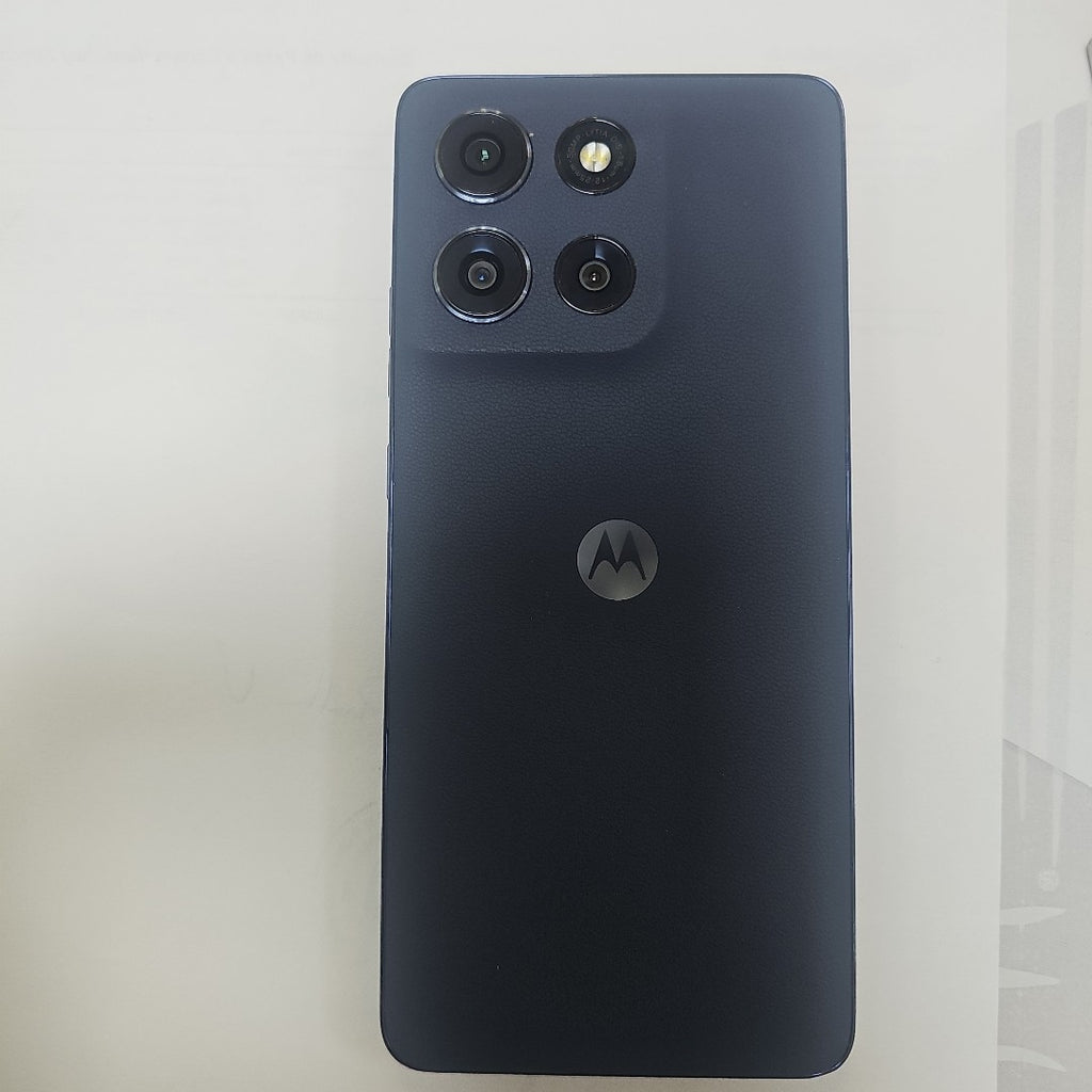 CELULAR MOTOROLA MOTO G86 XT2527-1 (2025) 256 GB 8 GB RAM (SEMINUEVO)