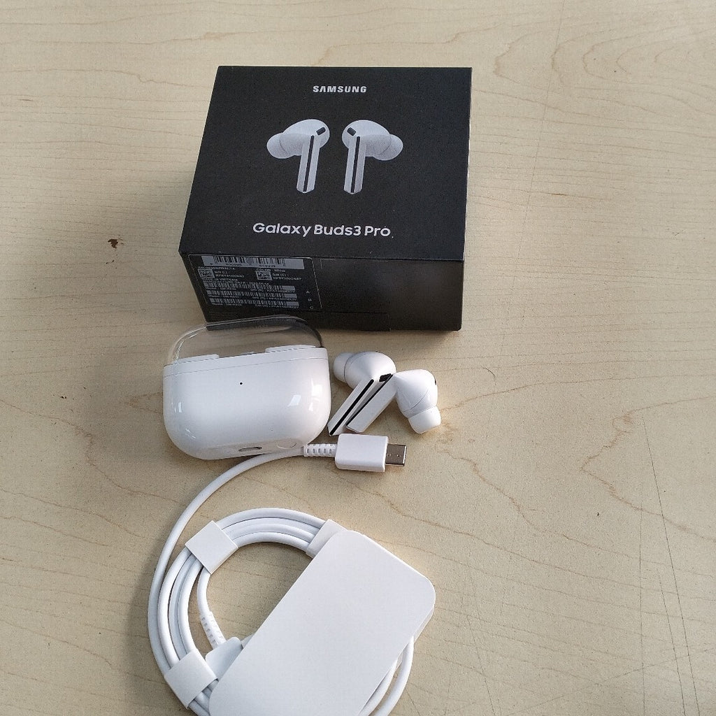 AUDIFONOS SAMSUNG GALAXY BUDS 3 PRO SM-R630 INALAMBRICO IN EAR (SEMINUEVO)