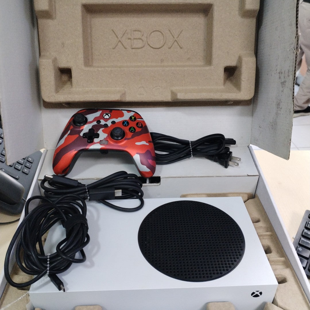 CONSOLA DE VIDEOJUEGO MICROSOFT XBOX SERIES S 512 GB SSD (SEMINUEVO)