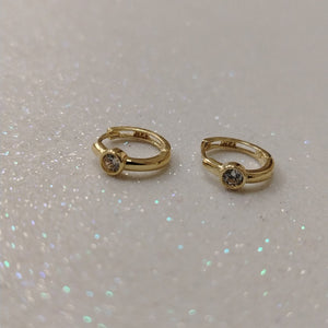 HUGGIES ORO 14K 1.4 (NUEVO)