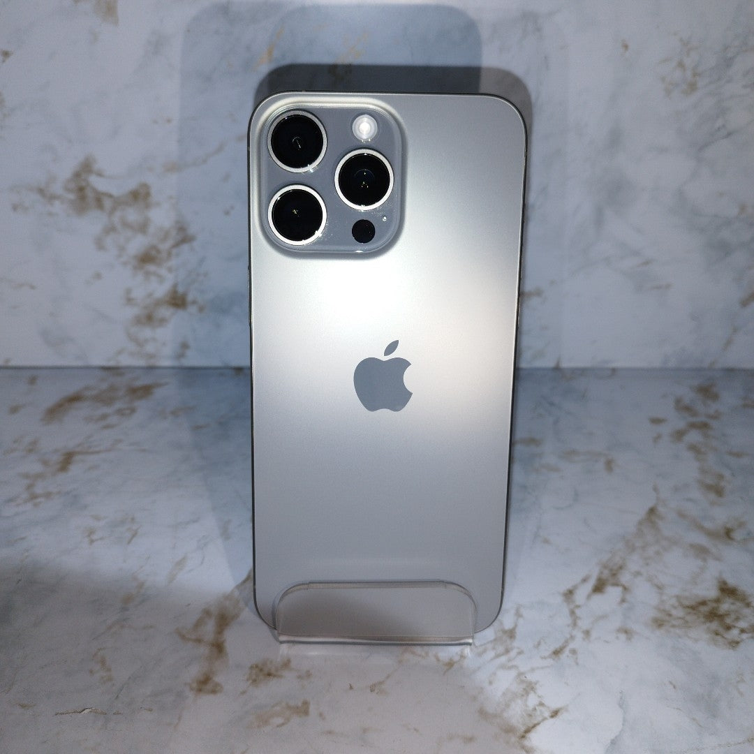 CELULAR APPLE IPHONE 15 PRO MAX A3105 (2023) 256 GB 8 GB RAM (SEMINUEVO)